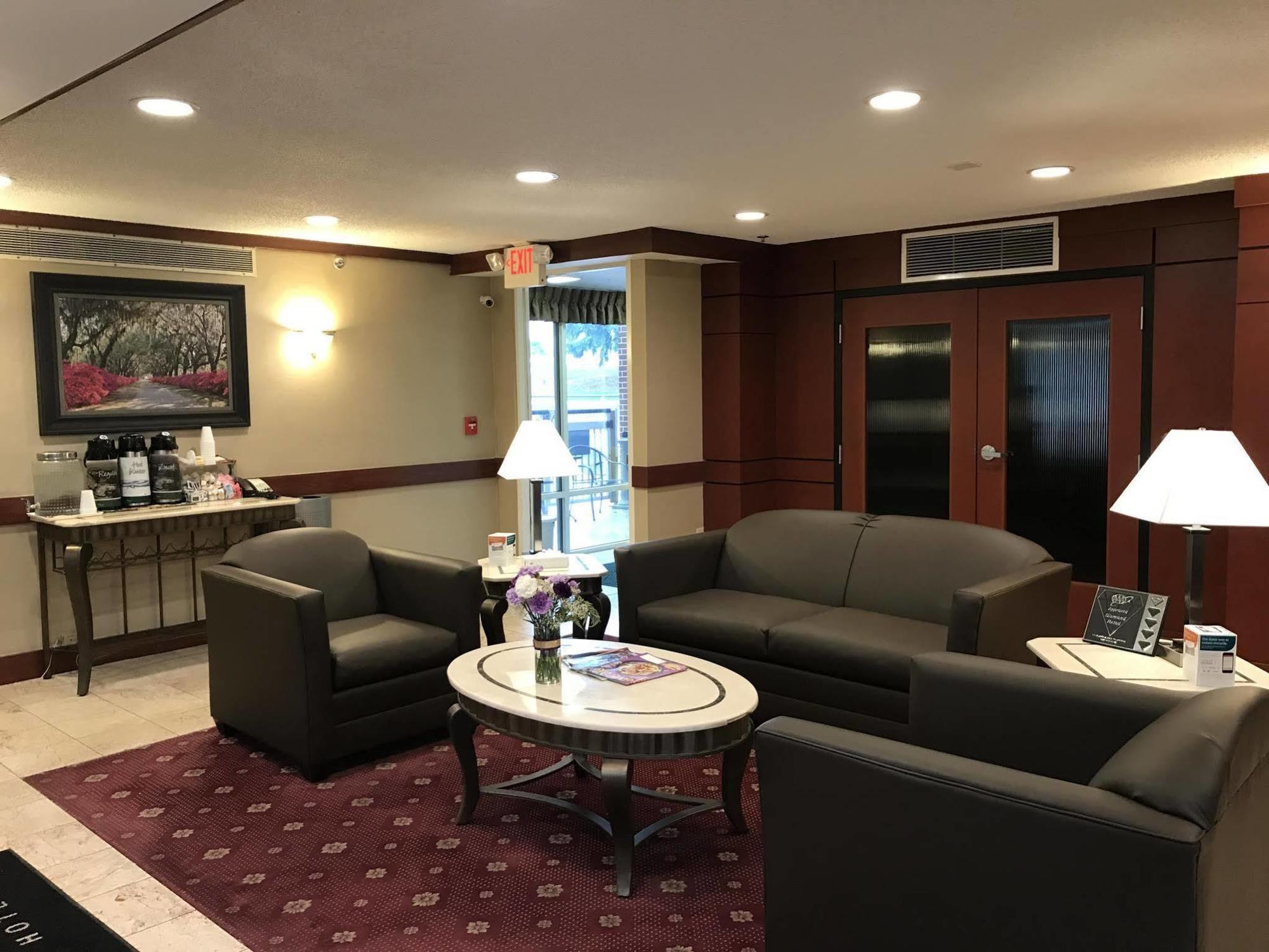 Quality Inn Milwaukee- Brookfield Exteriör bild